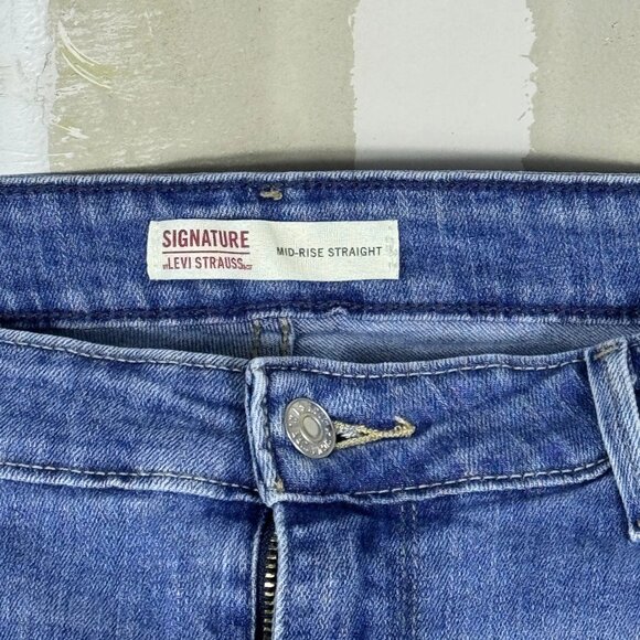 Levi's Signature Straight Jeans Womens Blue Faded Denim Mid Rise Size 18M 34x32‎ - Picture 13 of 16
